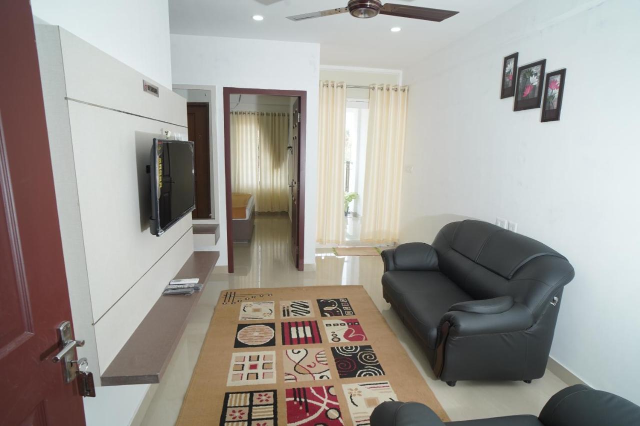 Sn Rooms Perumpāvūr Exterior foto
